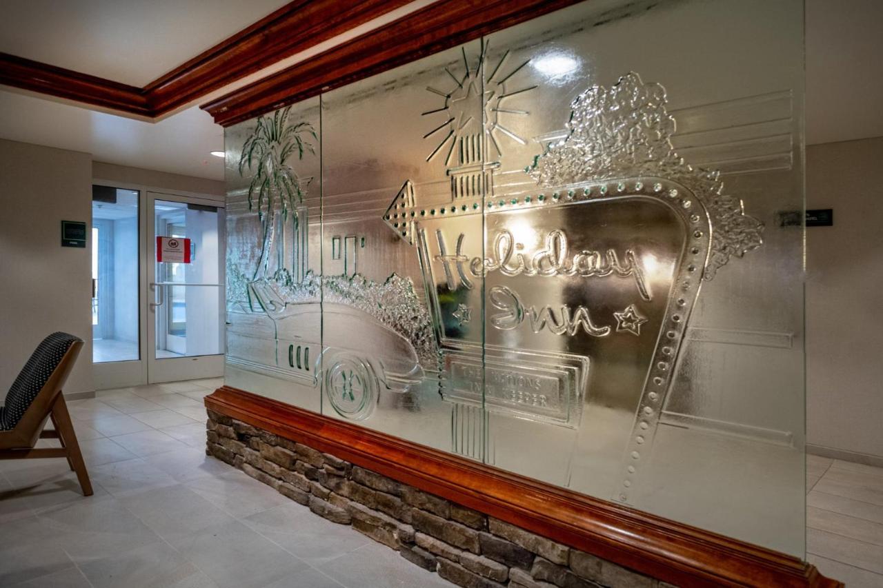 Holiday Inn Hotel & Suites Beckley By Ihg Exterior photo